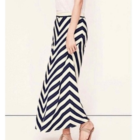 ANN Taylor LOFT Navy and White Striped Maxi Skirt, Size XS - Picture 2 of 9